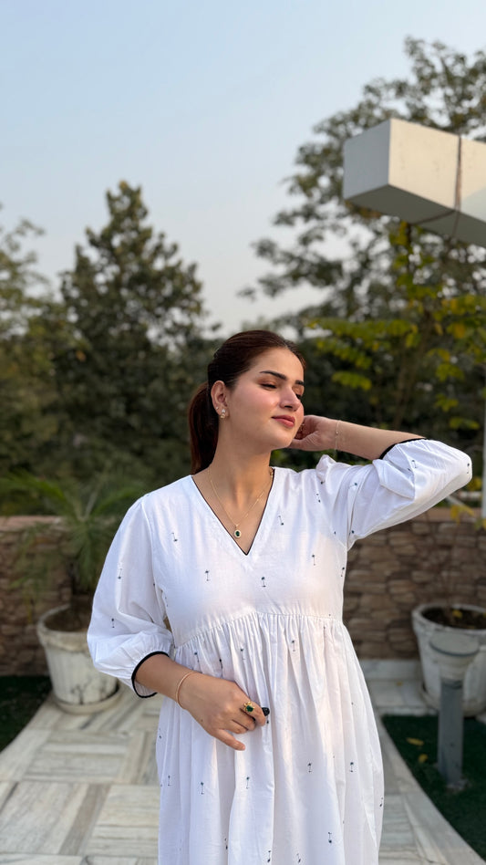 Ivory Breeze – Pure Cotton Tiered Dress