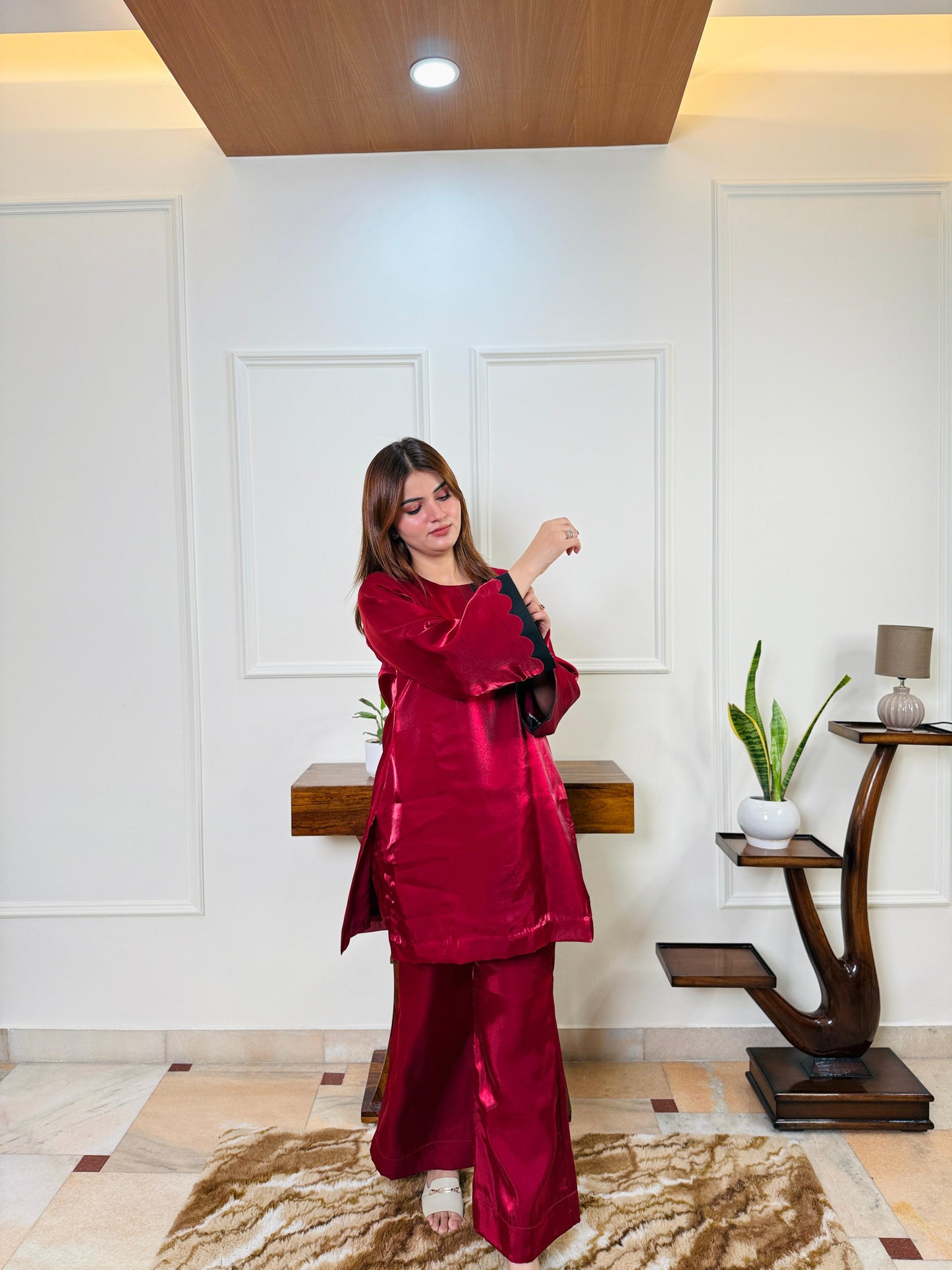 Gala Grace - Red