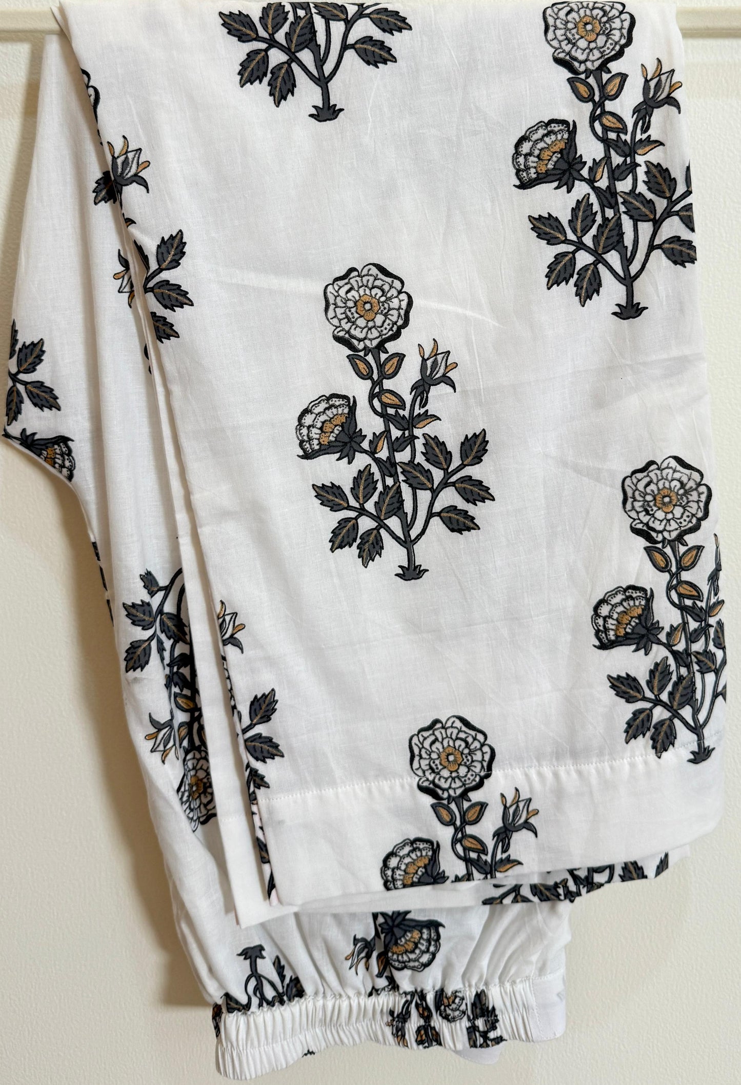 Ivory Bloom Set