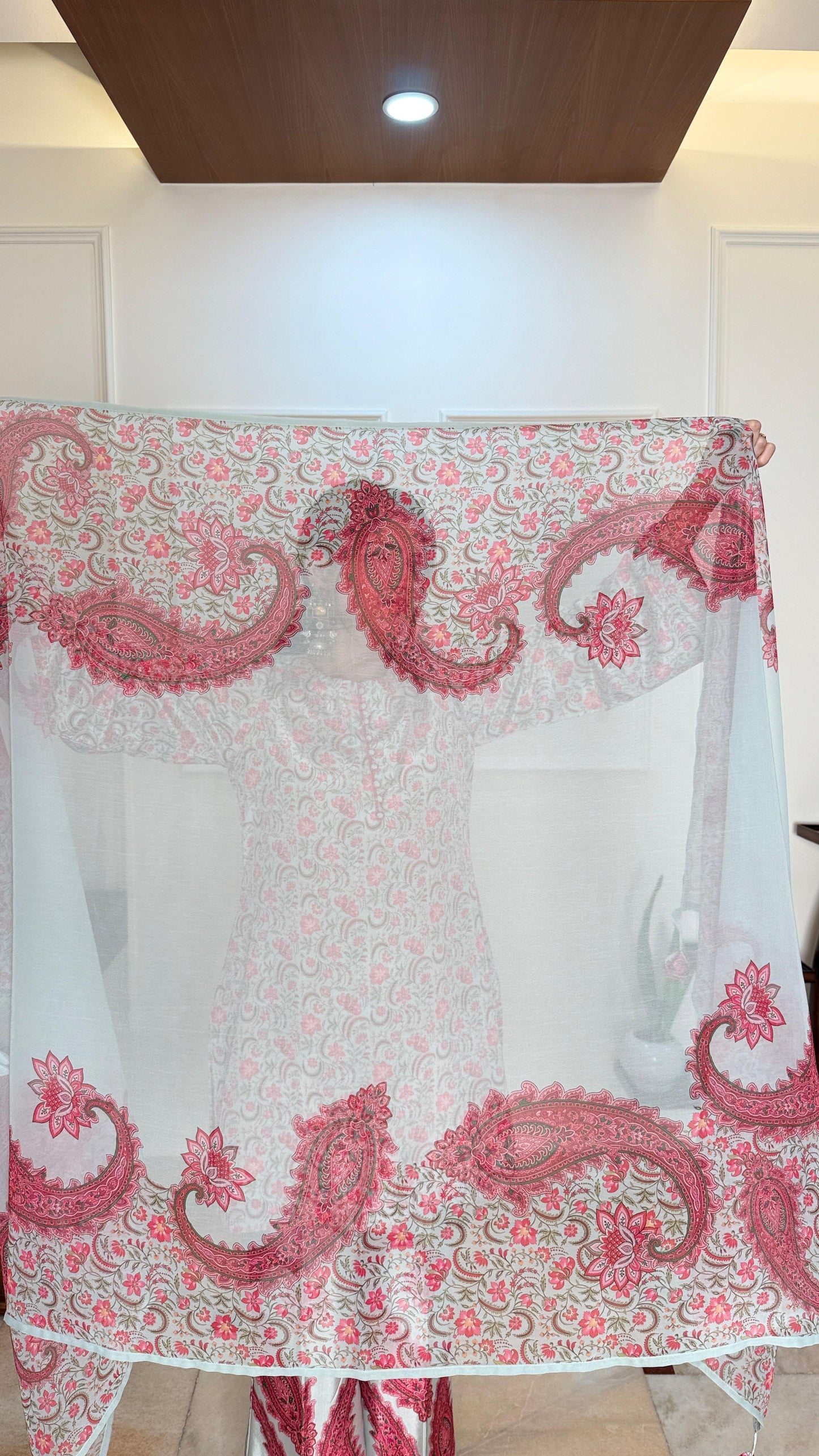 Aarvi Crepe Suit Set