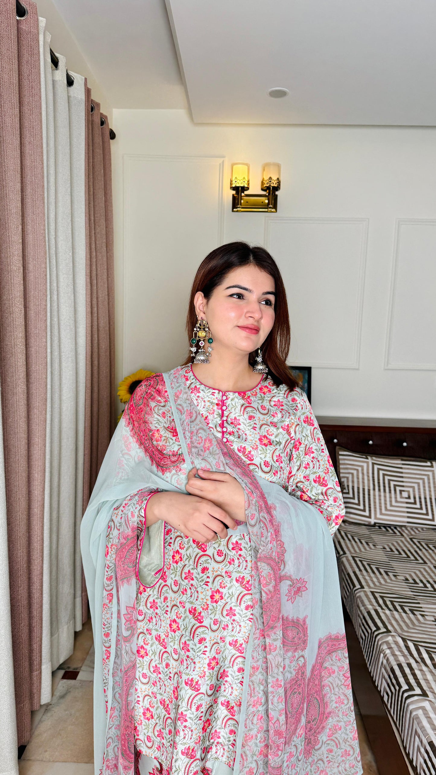 Aarvi Crepe Suit Set