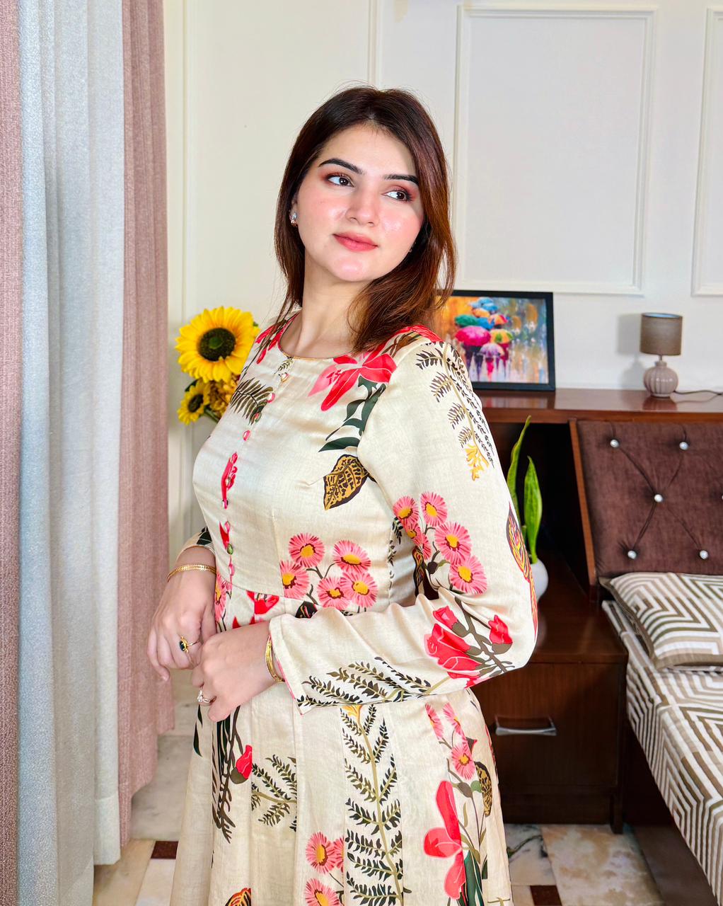 The Kiara Floral Glow Dress