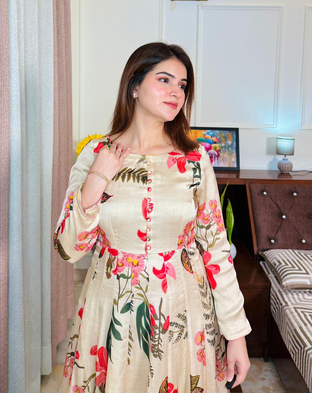 The Kiara Floral Glow Dress