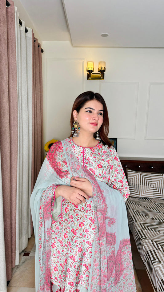 Aarvi Crepe Suit Set